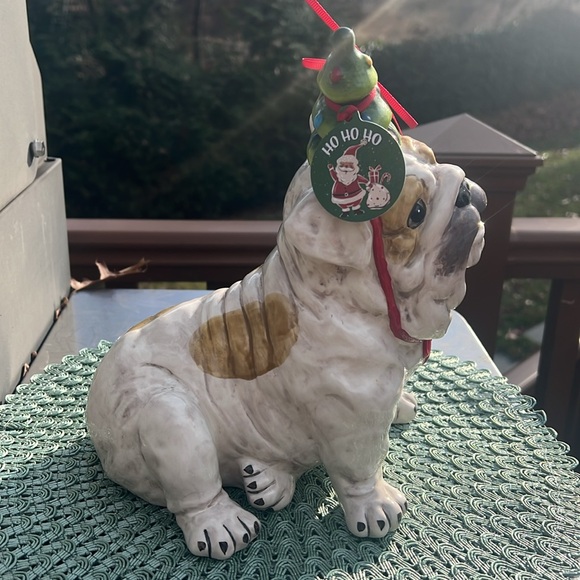 NWT Blue Sky Clayworks Holiday Bull Dog Figurine Christmas - Picture 3 of 9